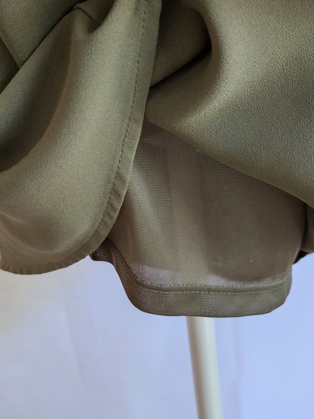LUSH Olive Green Halter Romper Size S Mock Wrap Keyhole Pleated Jumpsuit - Picture 5 of 14